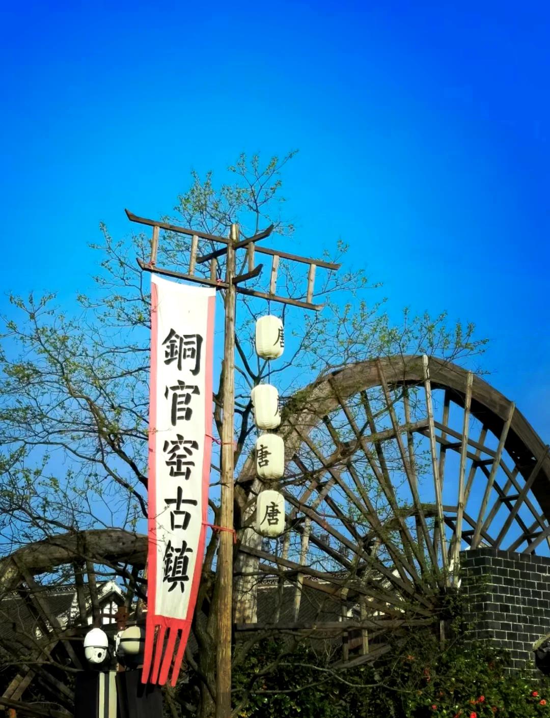 DƬ